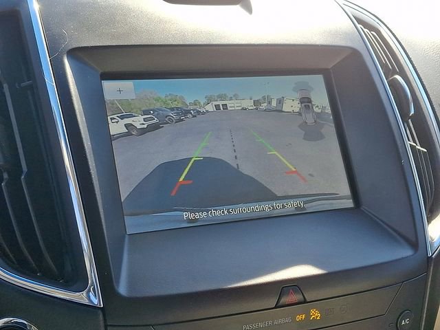 Used 2020 Ford Edge Titanium w/ Class II Trailer Tow Package AWD/4WD image 4