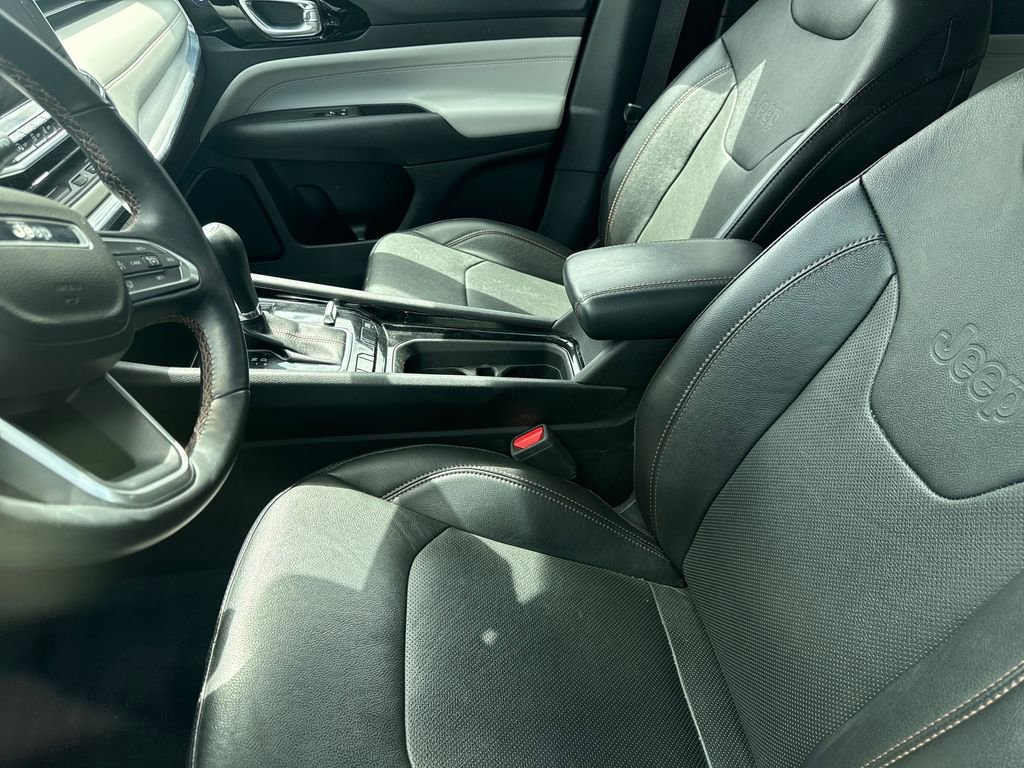 Used 2022 Jeep Compass Limited AWD/4WD image 8