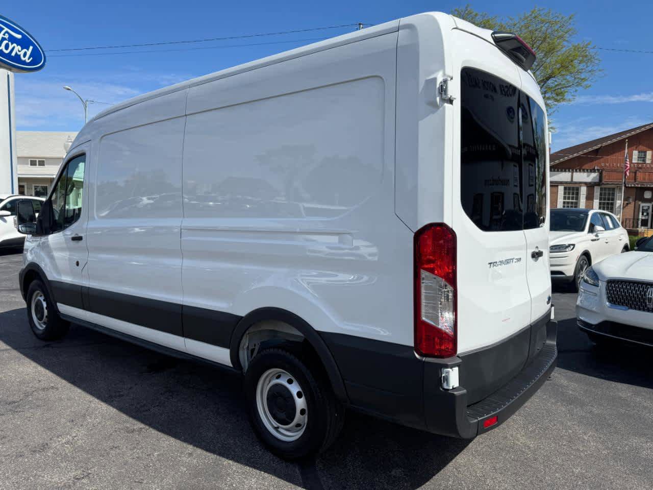 Used 2025 Ford Transit 250 148 Medium Roof w/ Load Area Protection Package RWD image 9