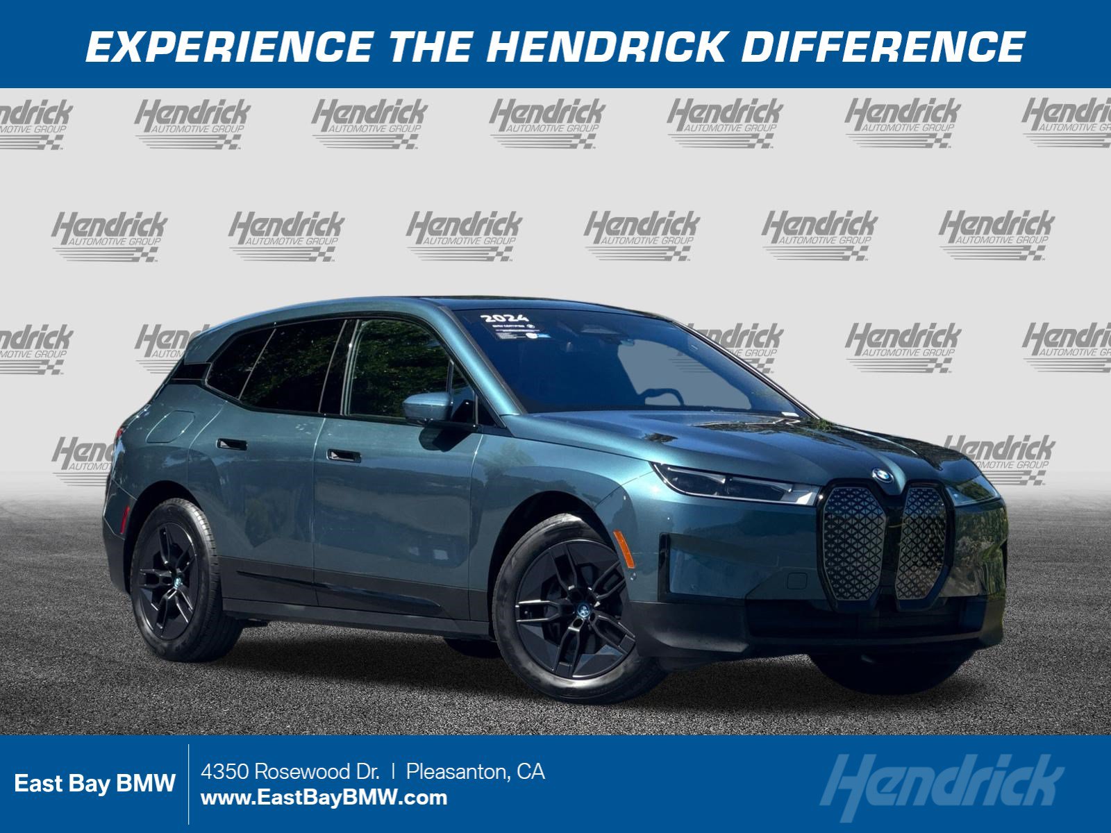 Used 2024 BMW iX xDrive50 AWD/4WD image 1
