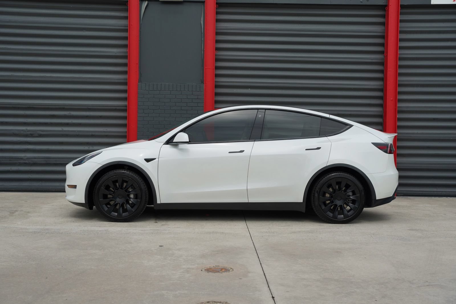 Used 2020 Tesla Model Y Long Range AWD/4WD image 8