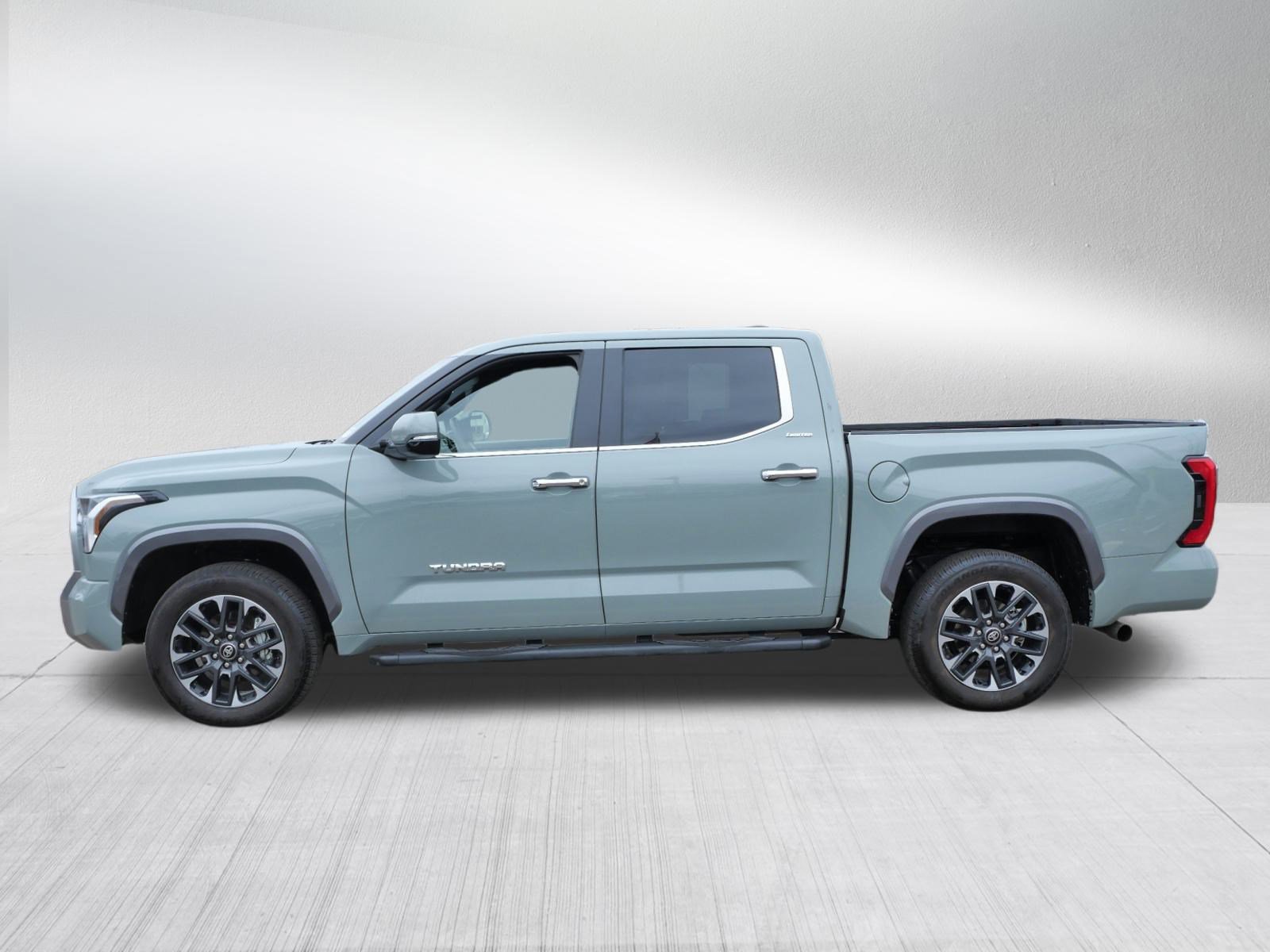 Used 2025 Toyota Tundra Limited image 5