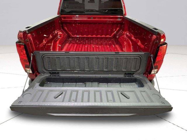 Used 2024 Chevrolet Colorado LT w/ LT Convenience Package II RWD image 77