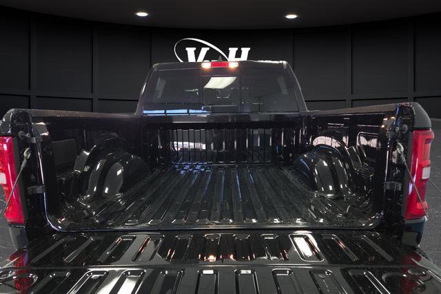 New 2026 RAM 1500 4x4 Crew Cab image 26
