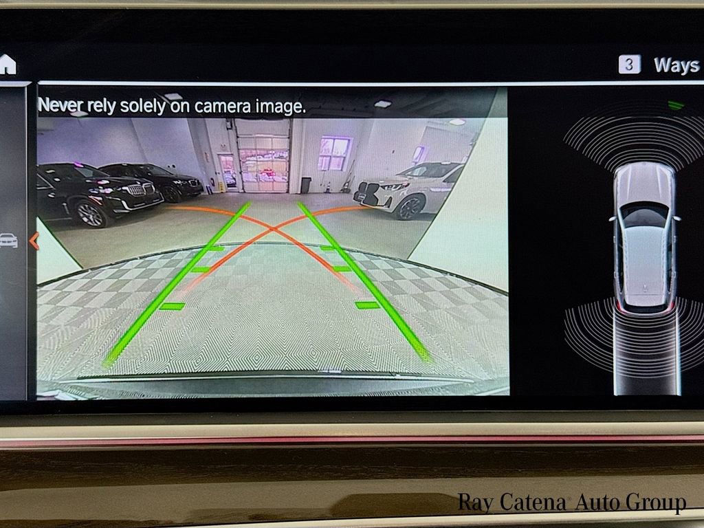 Used 2022 BMW X5 xDrive40i w/ Premium Package image 14