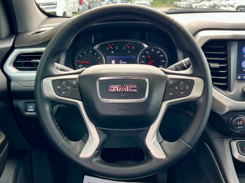 Used 2023 GMC Acadia SLT image 20