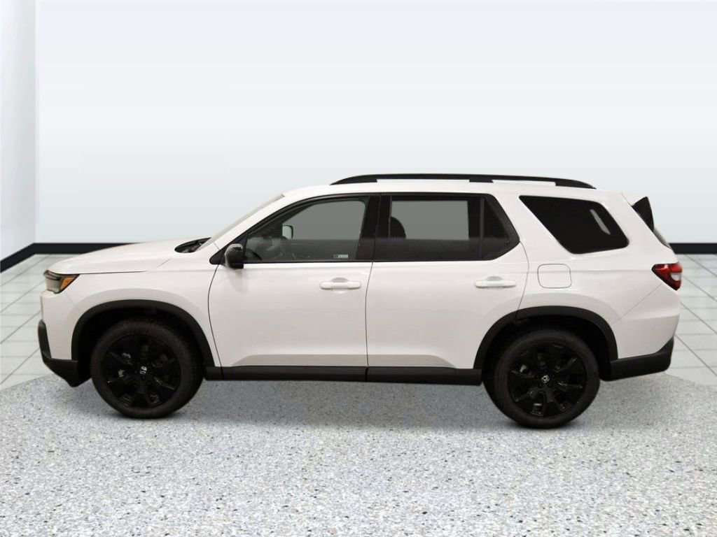 New 2026 Honda Pilot Black Edition image 6