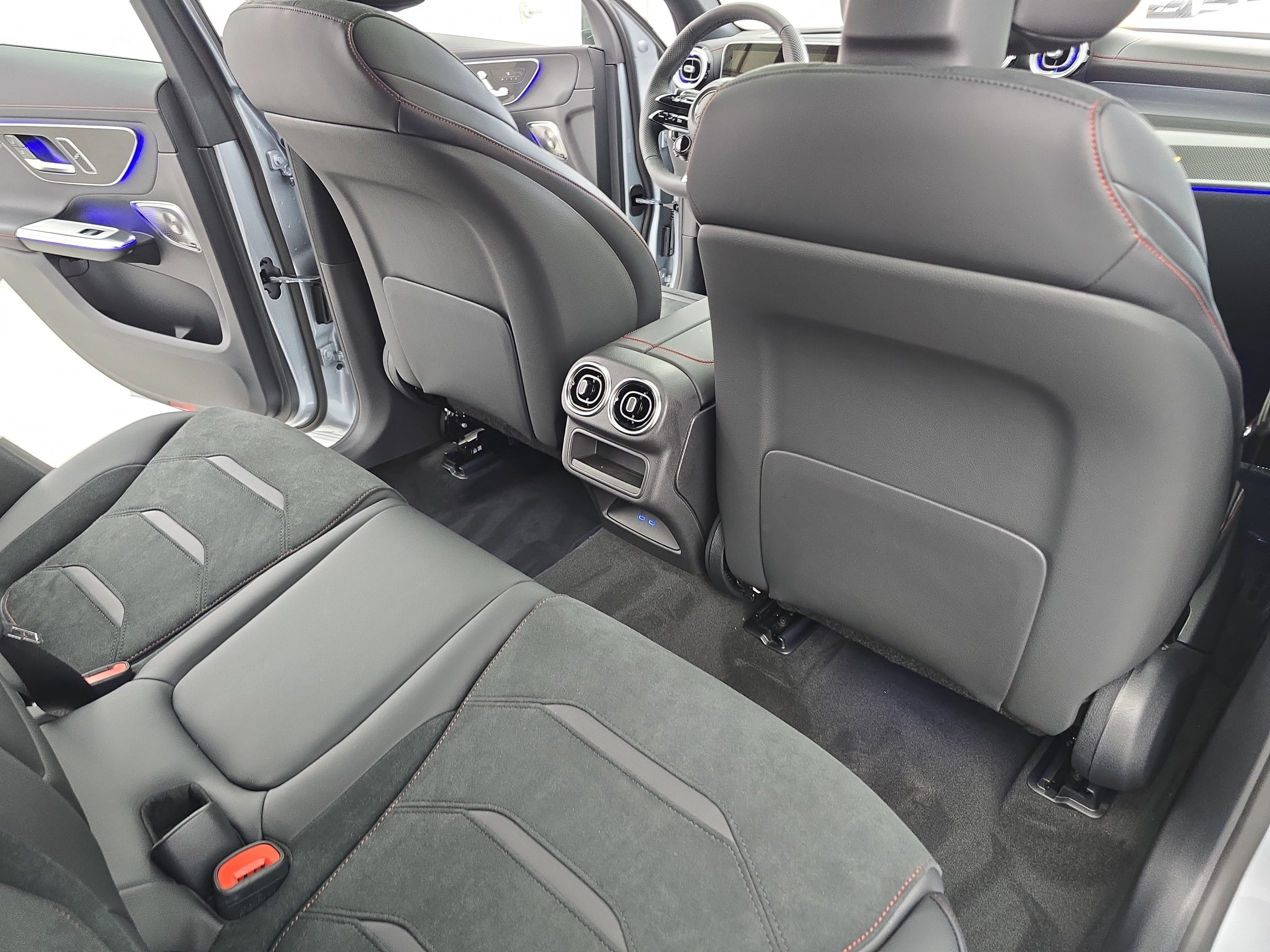 New 2026 Mercedes-Benz GLC 43 AMG 4MATIC Coupe image 11