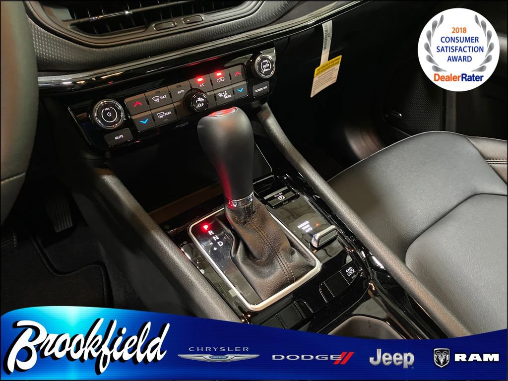 New 2025 Jeep Compass Limited w/ Sun and Sound Group image 25