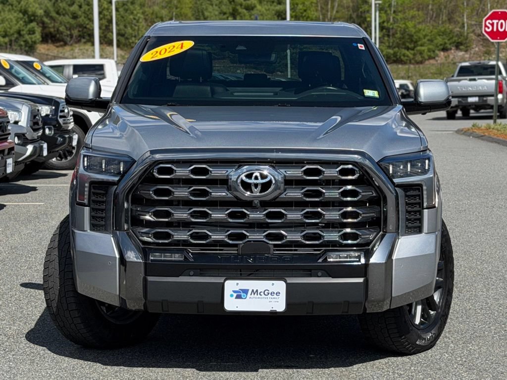 Used 2024 Toyota Tundra Platinum AWD/4WD image 2