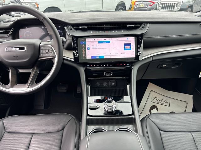 New 2026 Jeep Grand Cherokee L Limited AWD/4WD image 10