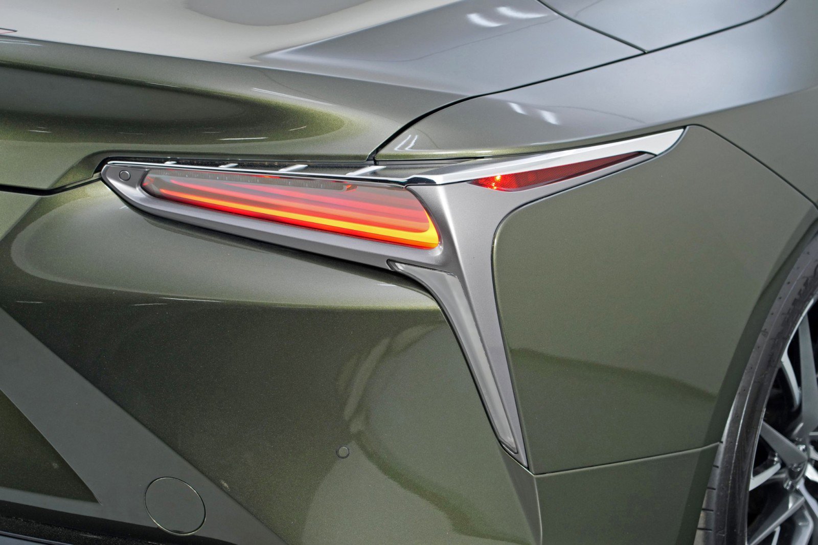 Used 2024 Lexus LC 500 Convertible w/ Touring Package image 58