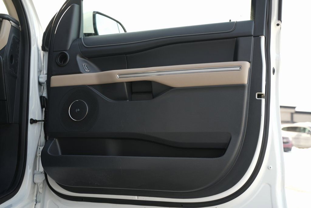 Used 2024 Ford Expedition Max Limited image 52