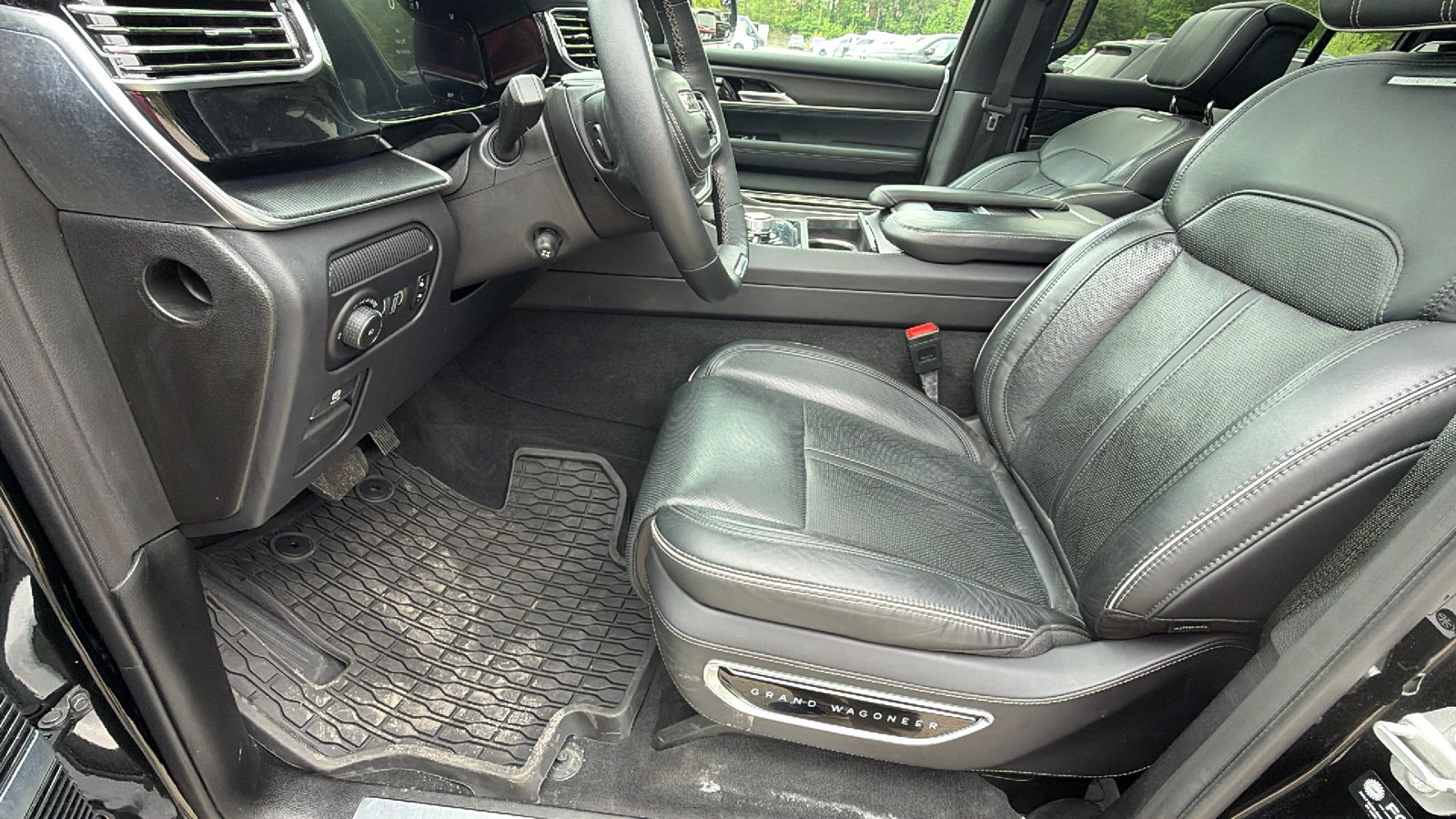 Certified 2025 Jeep Grand Wagoneer Series II Obsidian w/ Quick Order Packagew 28T AWD/4WD image 16