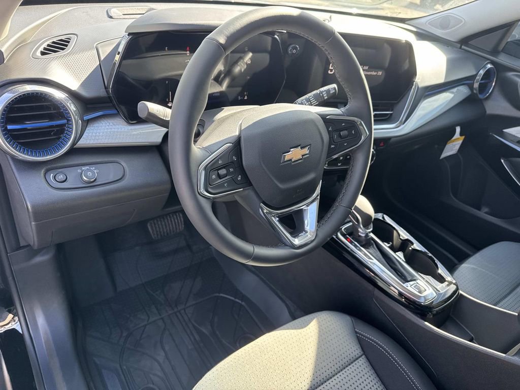 New 2026 Chevrolet Trax LT w/ Sunroof Package image 19