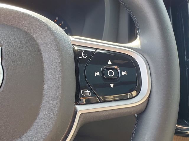 Certified 2026 Volvo XC60 B5 Plus w/ Protection Package Premier image 20