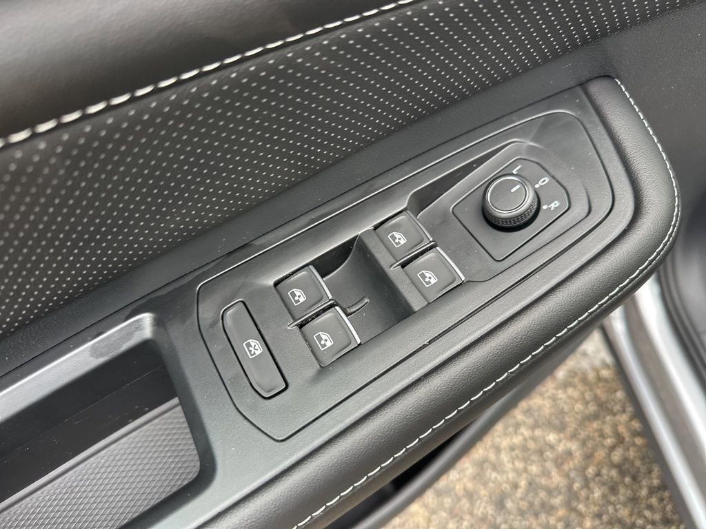 New 2026 Volkswagen Atlas SEL image 11