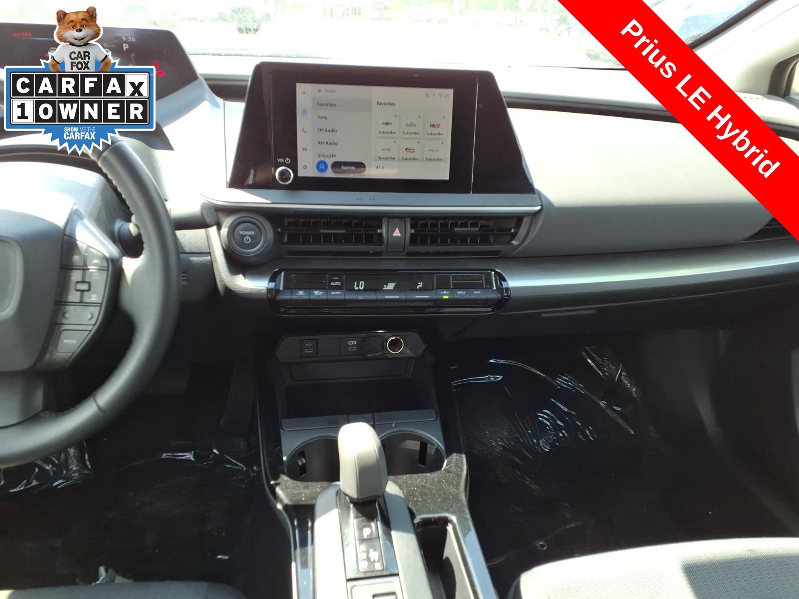 Used 2024 Toyota Prius LE FWD image 13