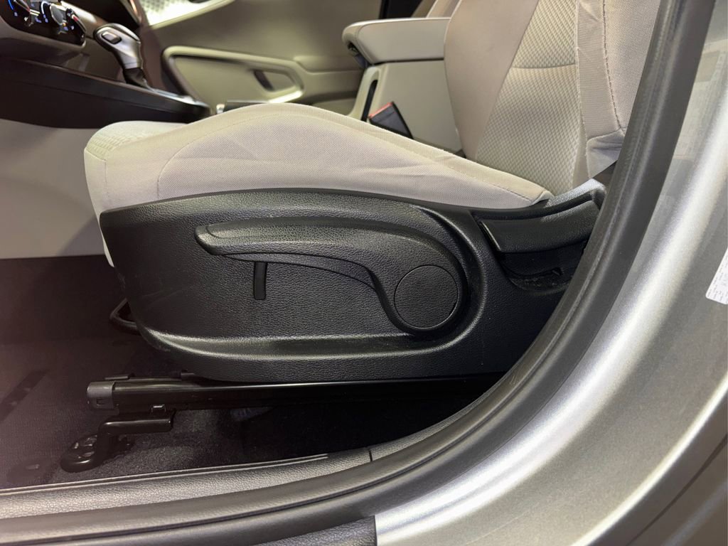 Used 2025 Kia Soul LX w/ LX Technology Package image 25