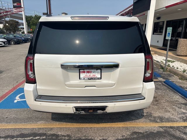 Used 2016 GMC Yukon Denali RWD image 4