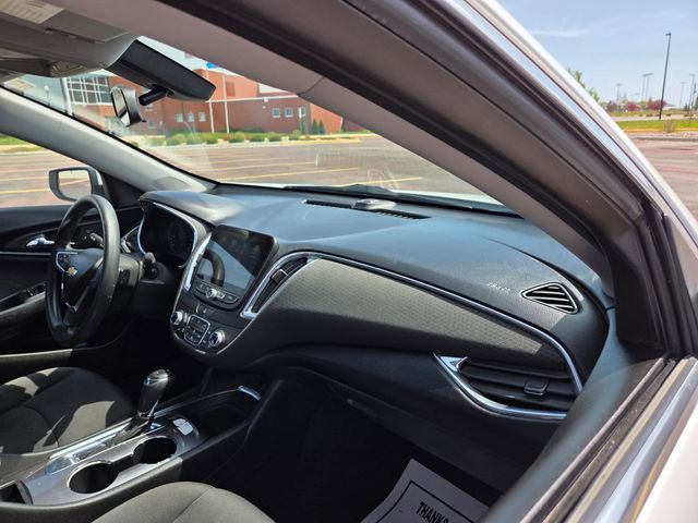 Used 2019 Chevrolet Malibu LT FWD image 29