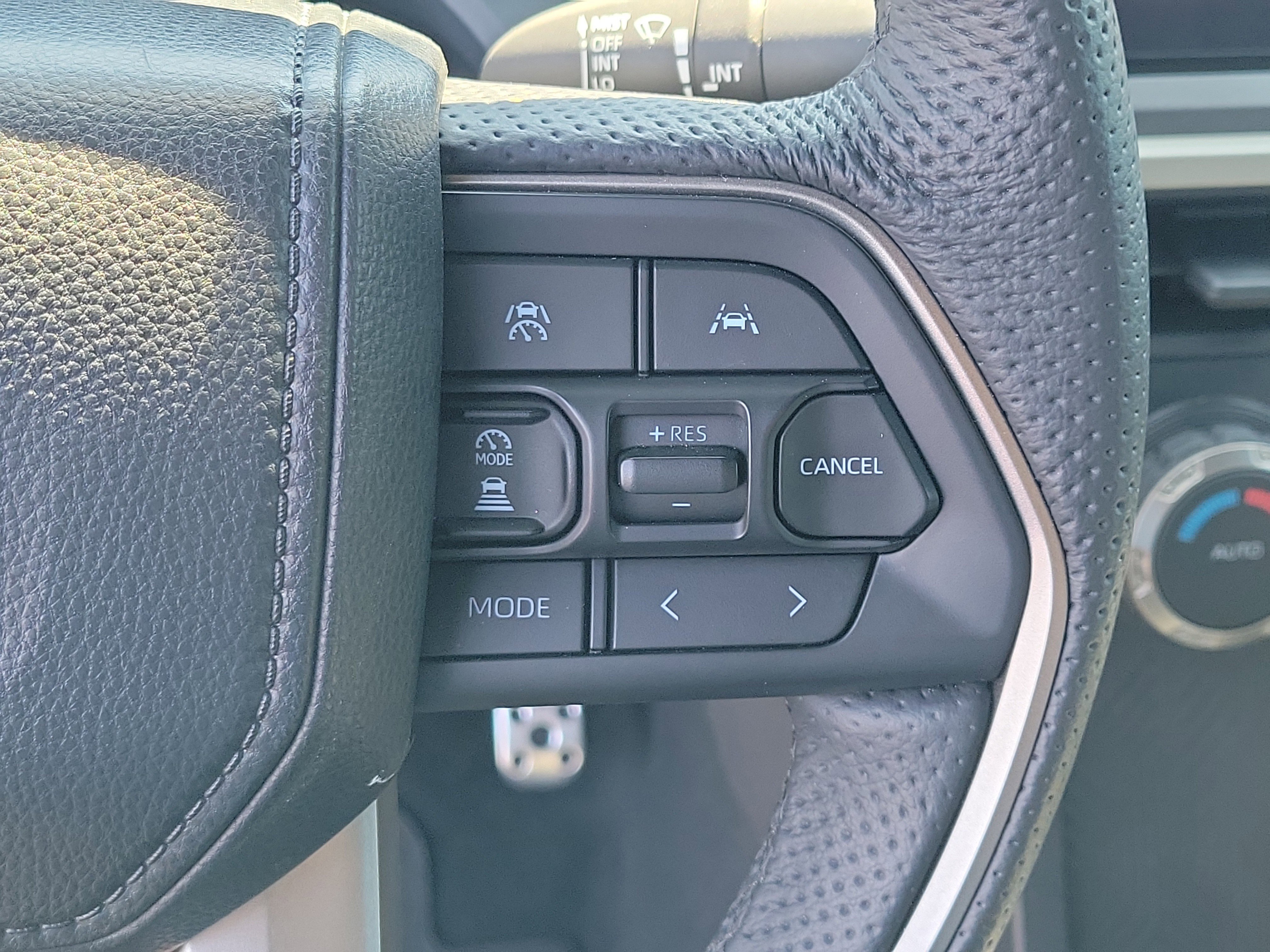 Used 2025 Toyota Tacoma TRD Sport image 24