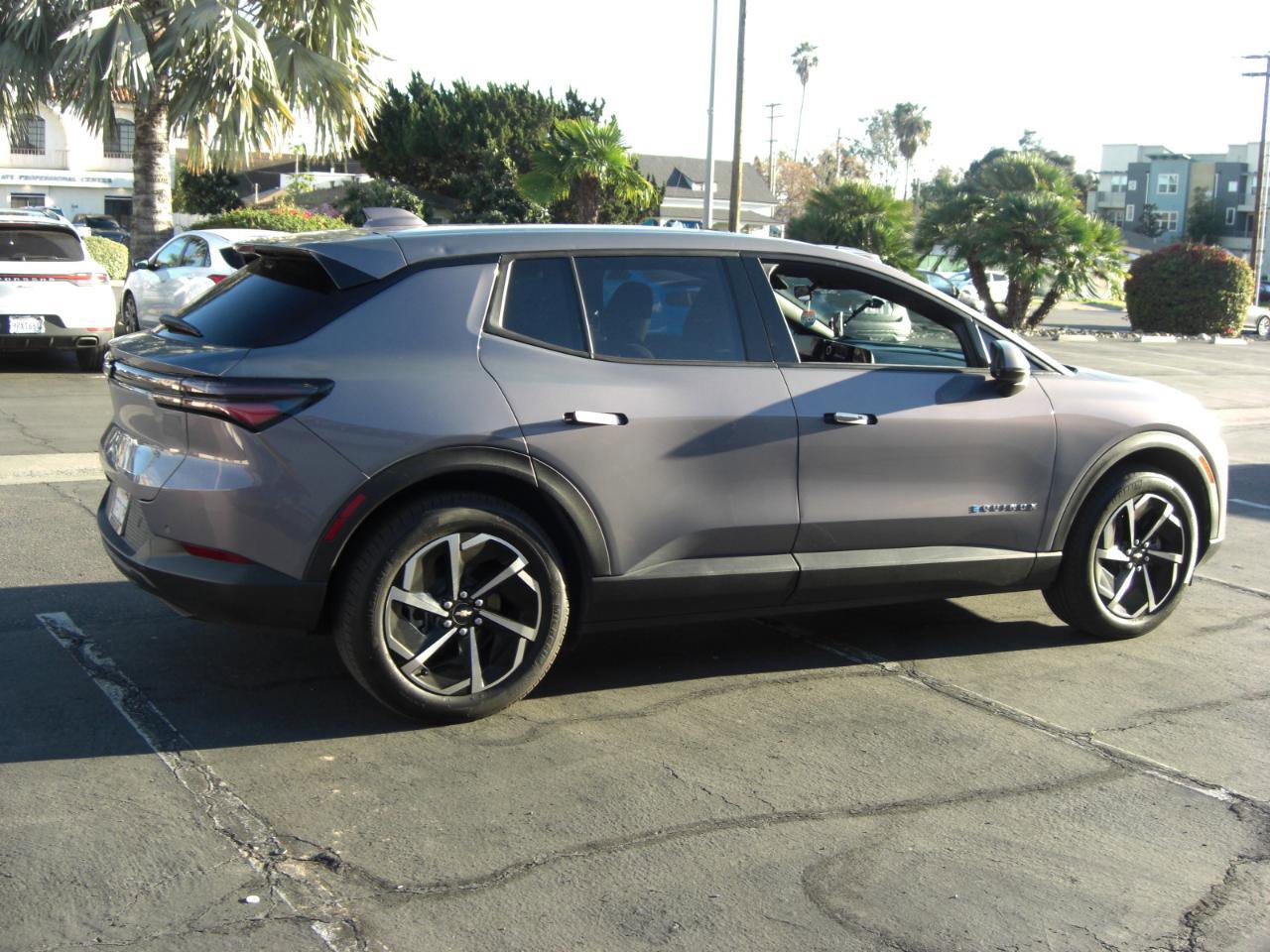 Used 2025 Chevrolet Equinox EV LT image 9