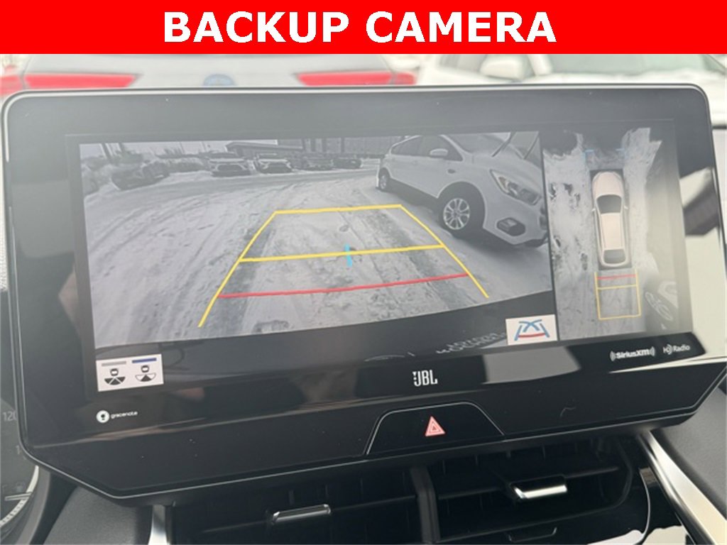 Certified 2022 Toyota Venza Limited image 4