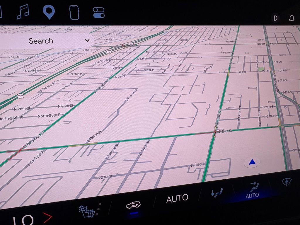 Used 2025 Chevrolet Equinox EV LT w/ Convenience Package image 33