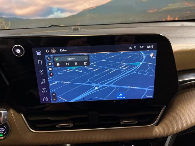 Used 2025 Chevrolet Equinox ACTIV w/ Safety and Technology Package image 36