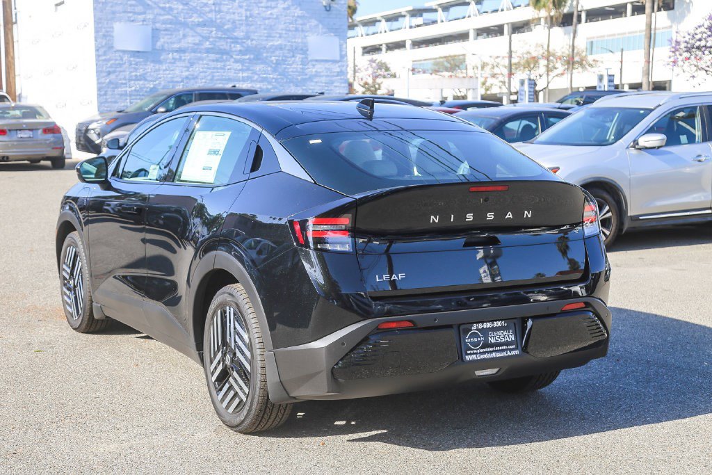 New 2026 Nissan Leaf SV+ w/ Floor Mat Package (SV+) FWD image 6