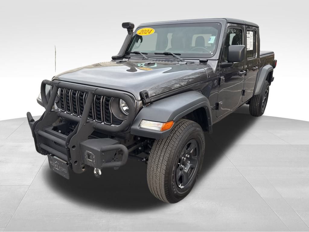 Used 2024 Jeep Gladiator Sport video 3