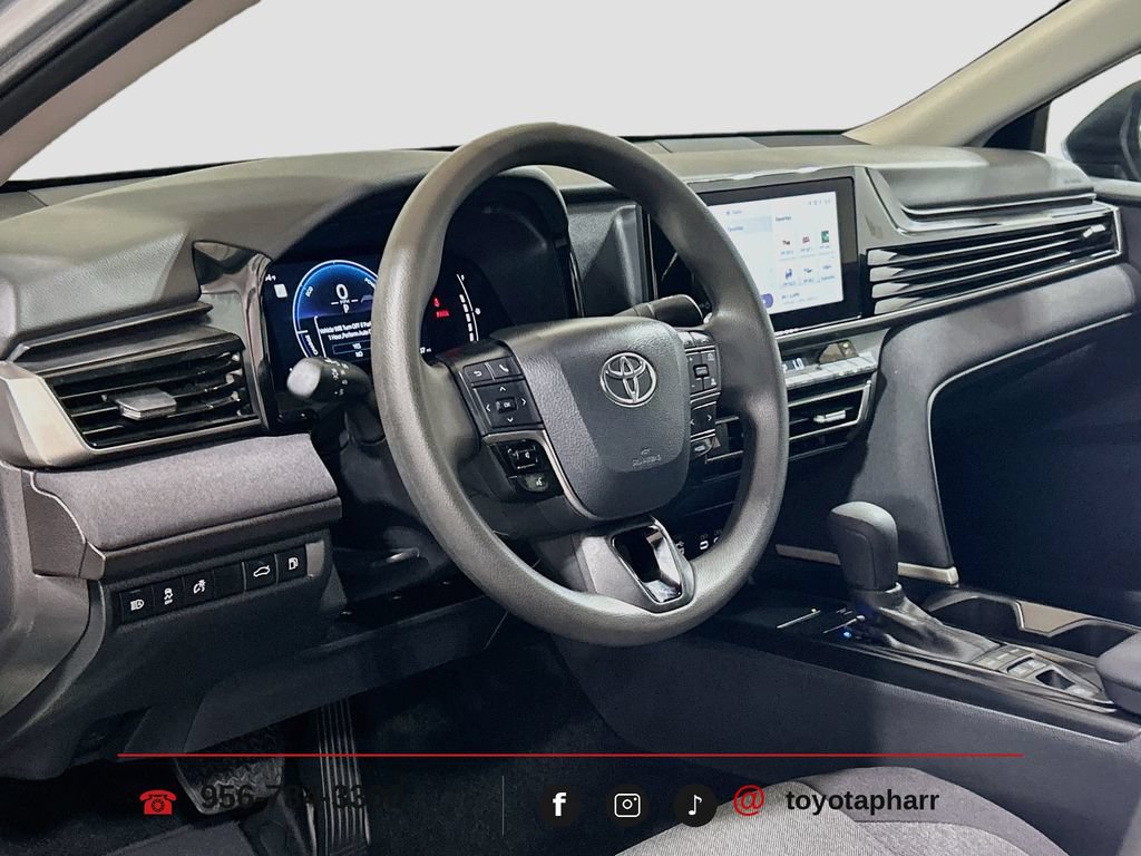 Used 2025 Toyota Camry LE w/ Convenience Package FWD image 8