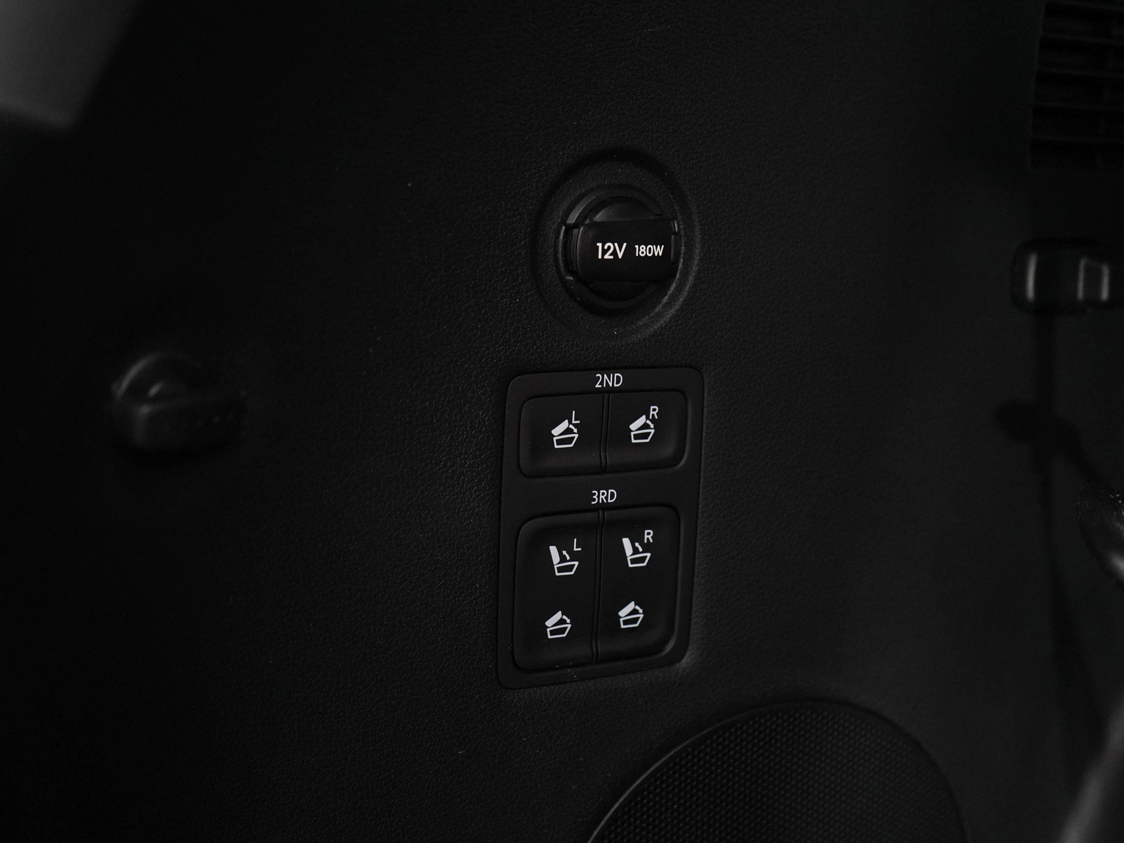 Used 2025 Hyundai Palisade Calligraphy image 18