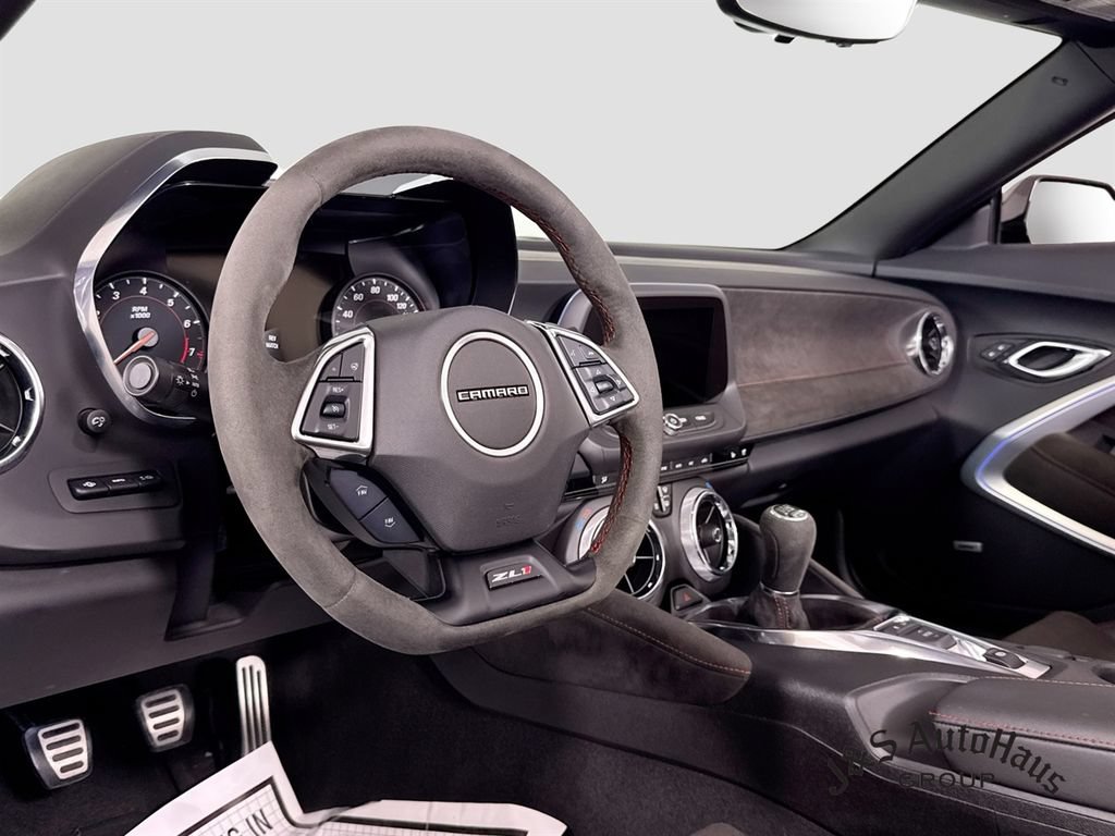 Used 2023 Chevrolet Camaro ZL1 RWD image 9