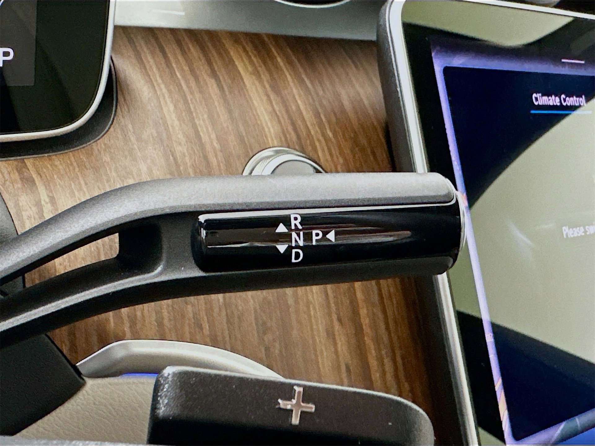 Used 2025 Mercedes-Benz C 300 Sedan image 18