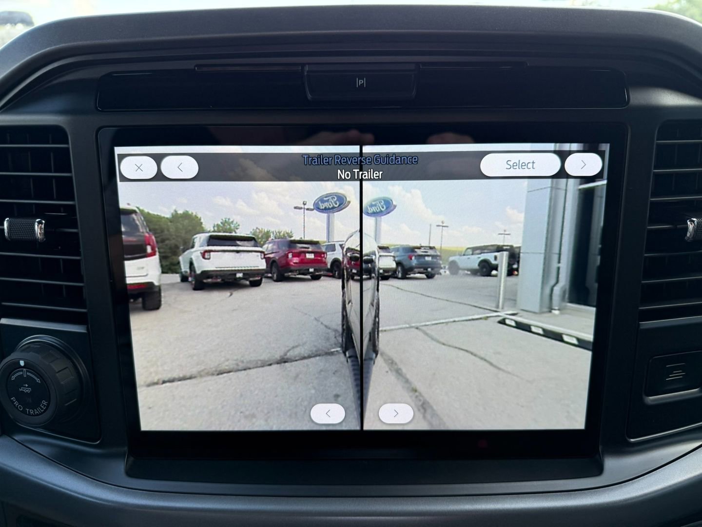 New 2025 Ford F150 XLT w/ Equipment Group 302A MID image 25