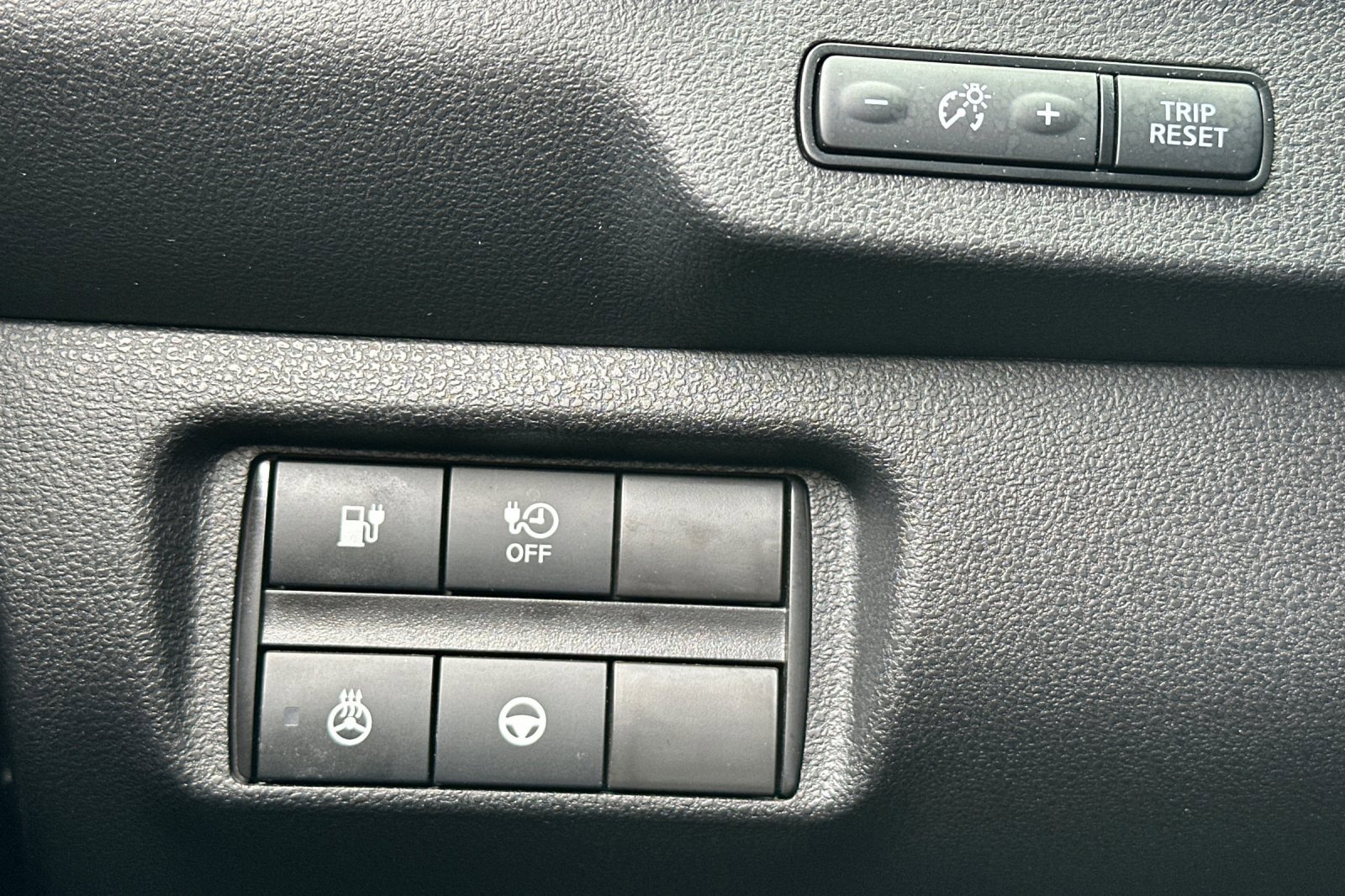 Certified 2023 Nissan Leaf SV Plus image 32