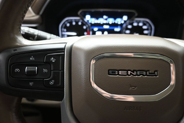 Used 2021 GMC Yukon XL Denali AWD/4WD image 29