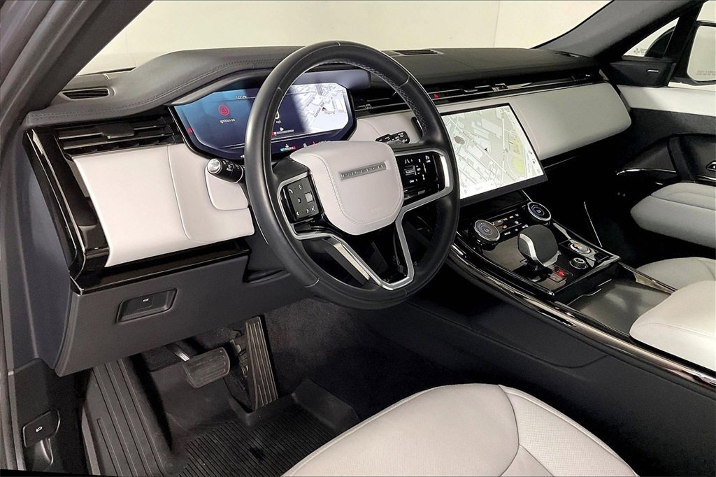 Used 2023 Land Rover Range Rover Sport SE image 14