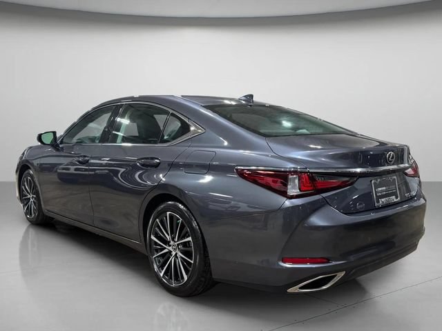 Used 2024 Lexus ES 350 w/ Premium Package FWD image 5