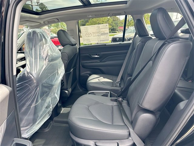 New 2026 Toyota Grand Highlander AWD image 23