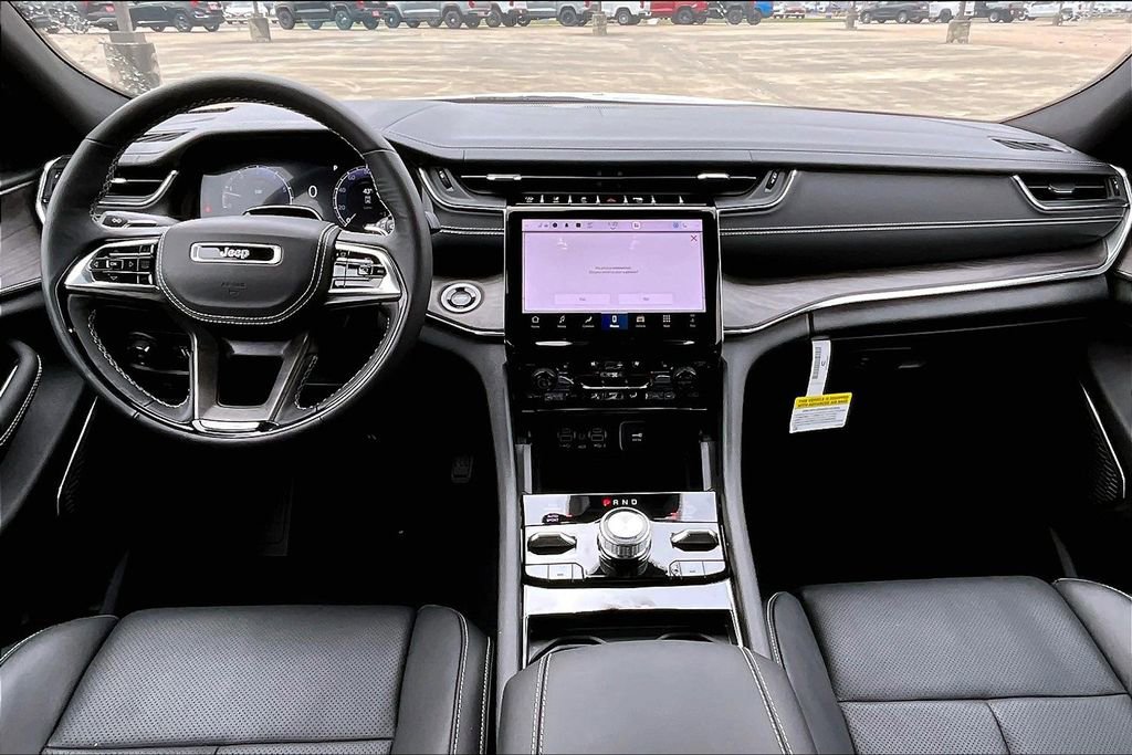 New 2025 Jeep Grand Cherokee L Overland w/ Advanced Protech Group III image 4