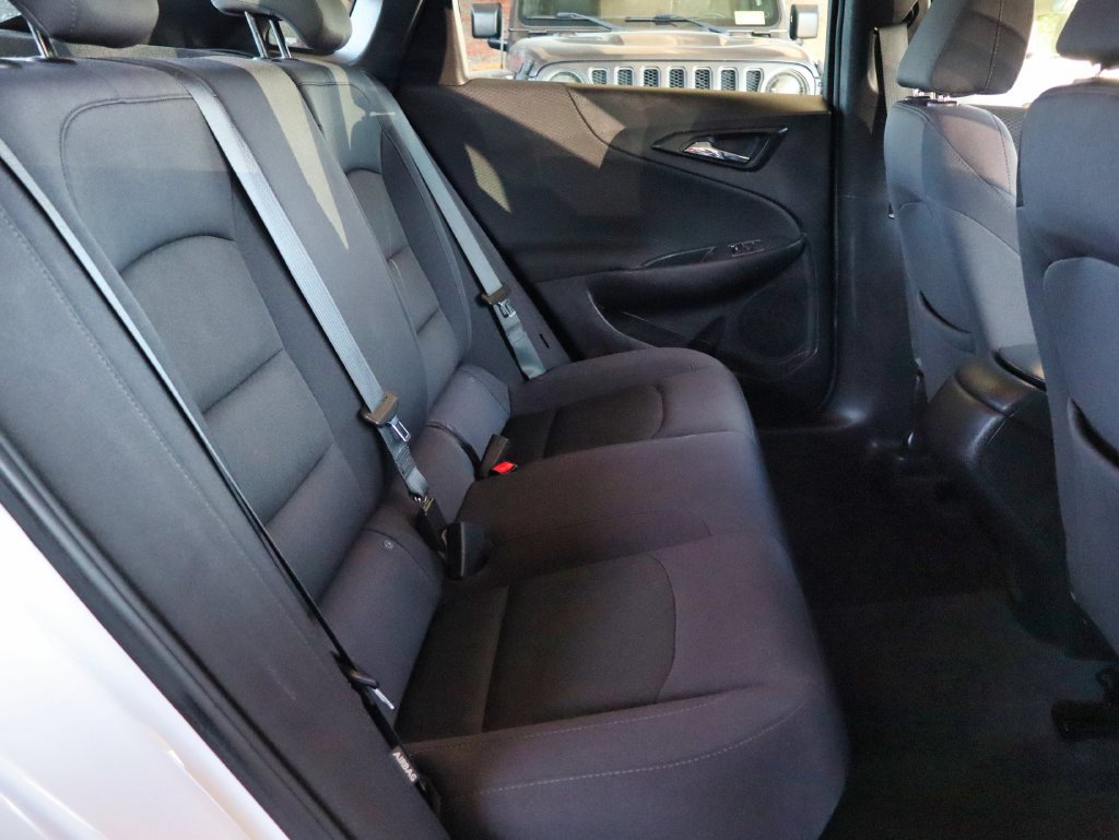 Used 2022 Chevrolet Malibu LS FWD image 37