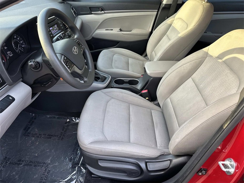 Used 2017 Hyundai Elantra SE image 16