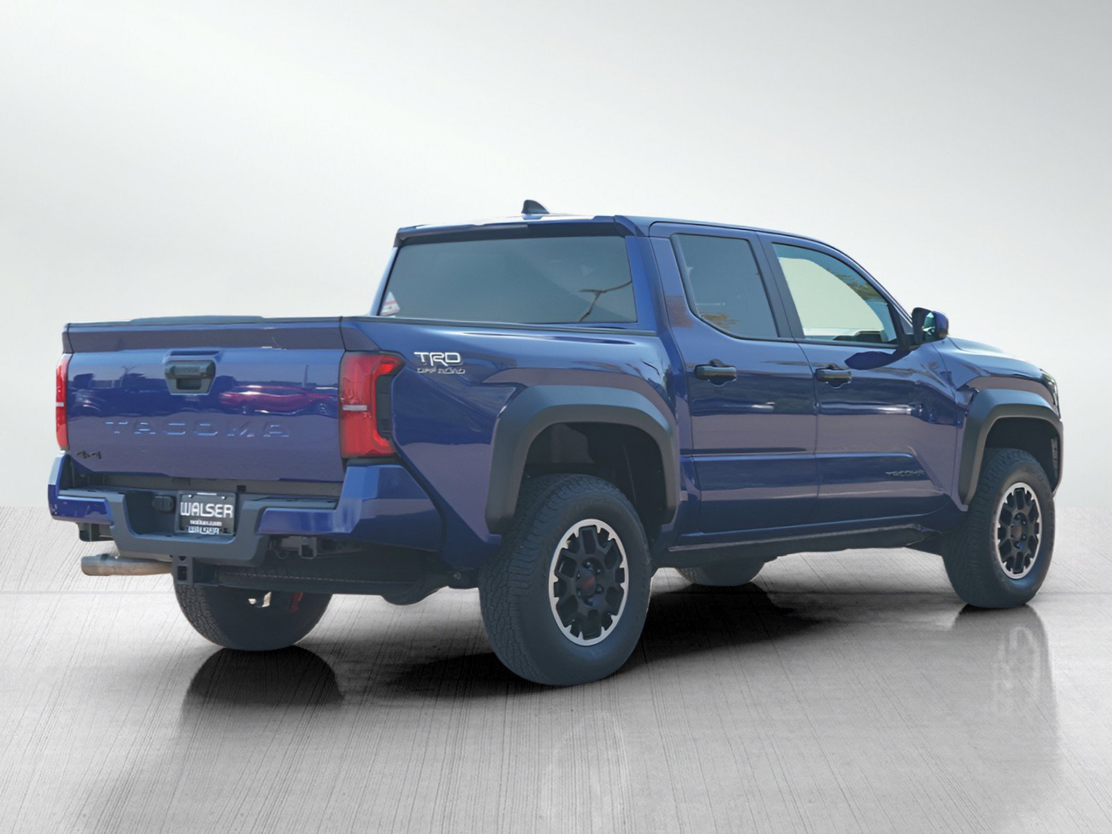 Used 2024 Toyota Tacoma TRD Off-Road AWD/4WD image 5