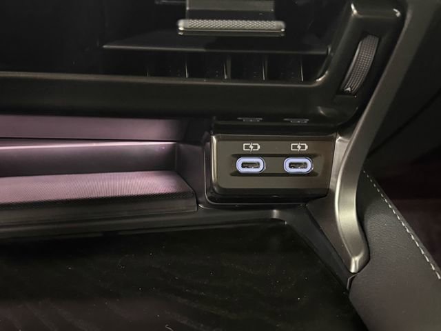 New 2026 Lexus RX 450h AWD image 22