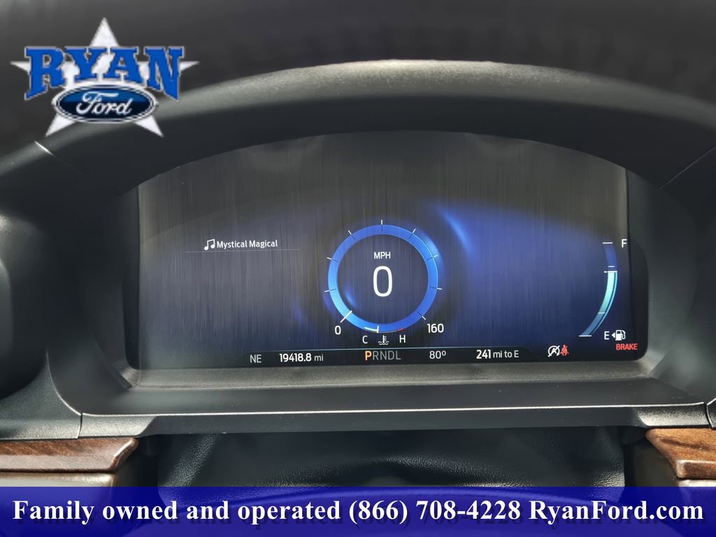 Used 2022 Ford Explorer King Ranch w/ Class IV Trailer Tow Package RWD image 11