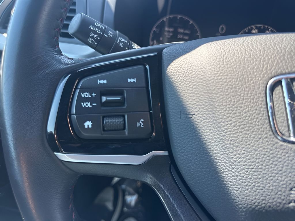 Used 2025 Honda Odyssey Sport-L image 17