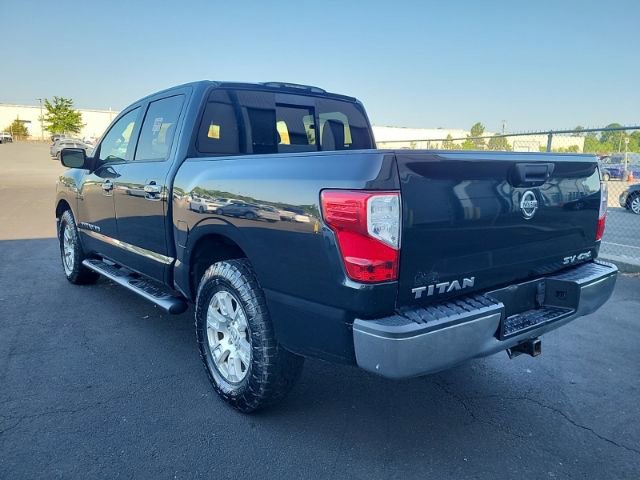 Used 2019 Nissan Titan SV AWD/4WD image 4